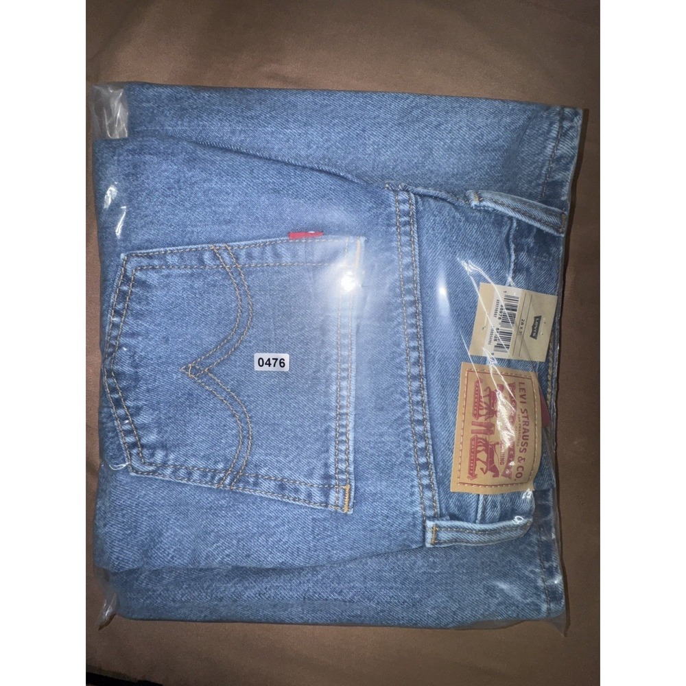 Levis '94 Baggy Wide Leg Jeans Womens 28x30 Blue Denim Loose Mid Rise Light Wash - Picture 9 of 9